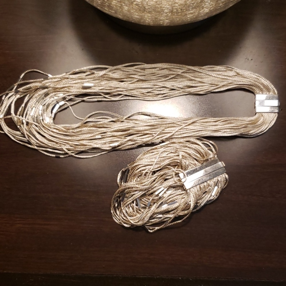 Calgaro necklace and bracelet set